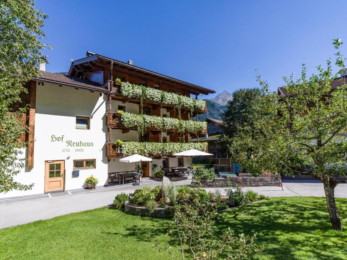 Ferienwohnung Hof Neuhaus Mayrhofen Exterior foto