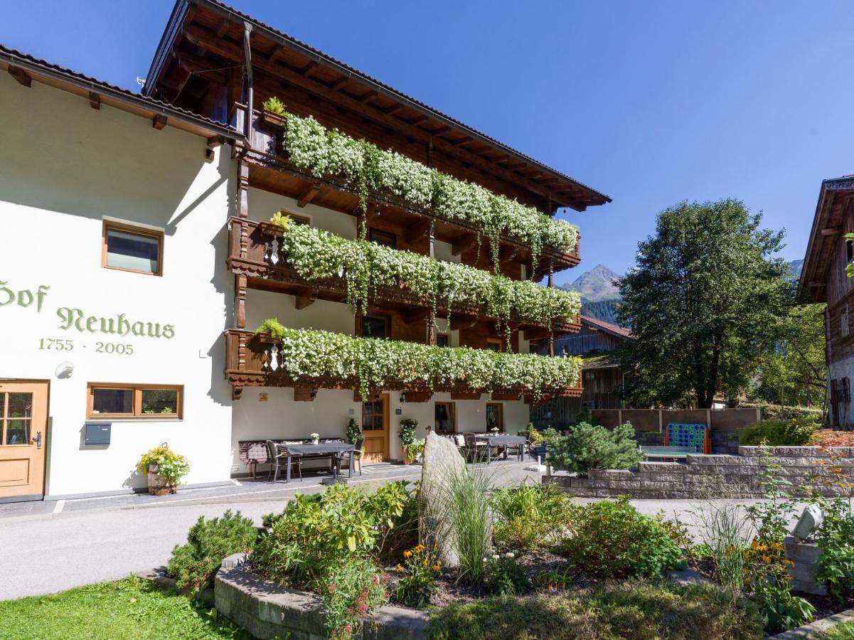 Ferienwohnung Hof Neuhaus Mayrhofen Exterior foto
