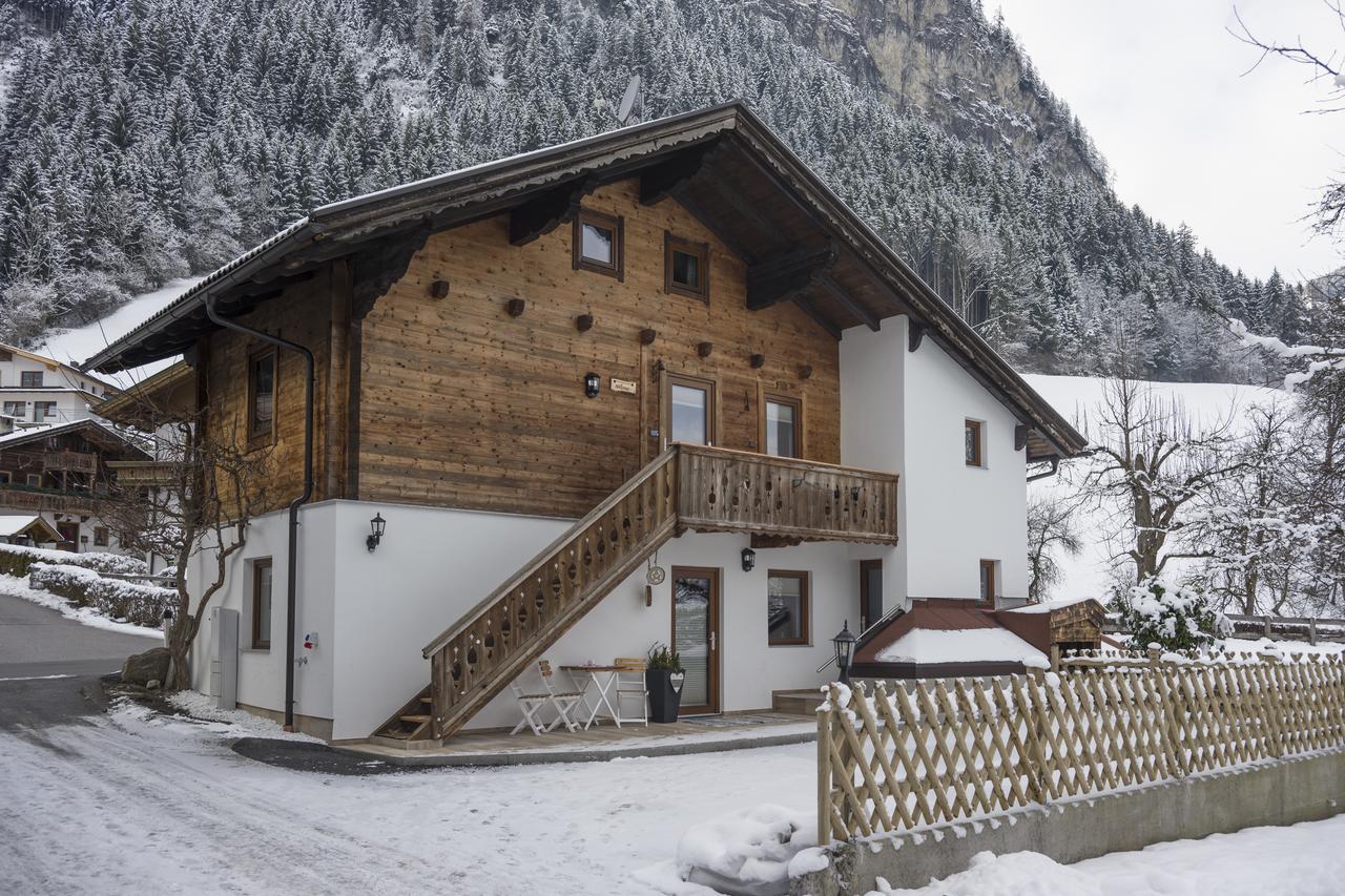 Ferienwohnung Hof Neuhaus Mayrhofen Exterior foto