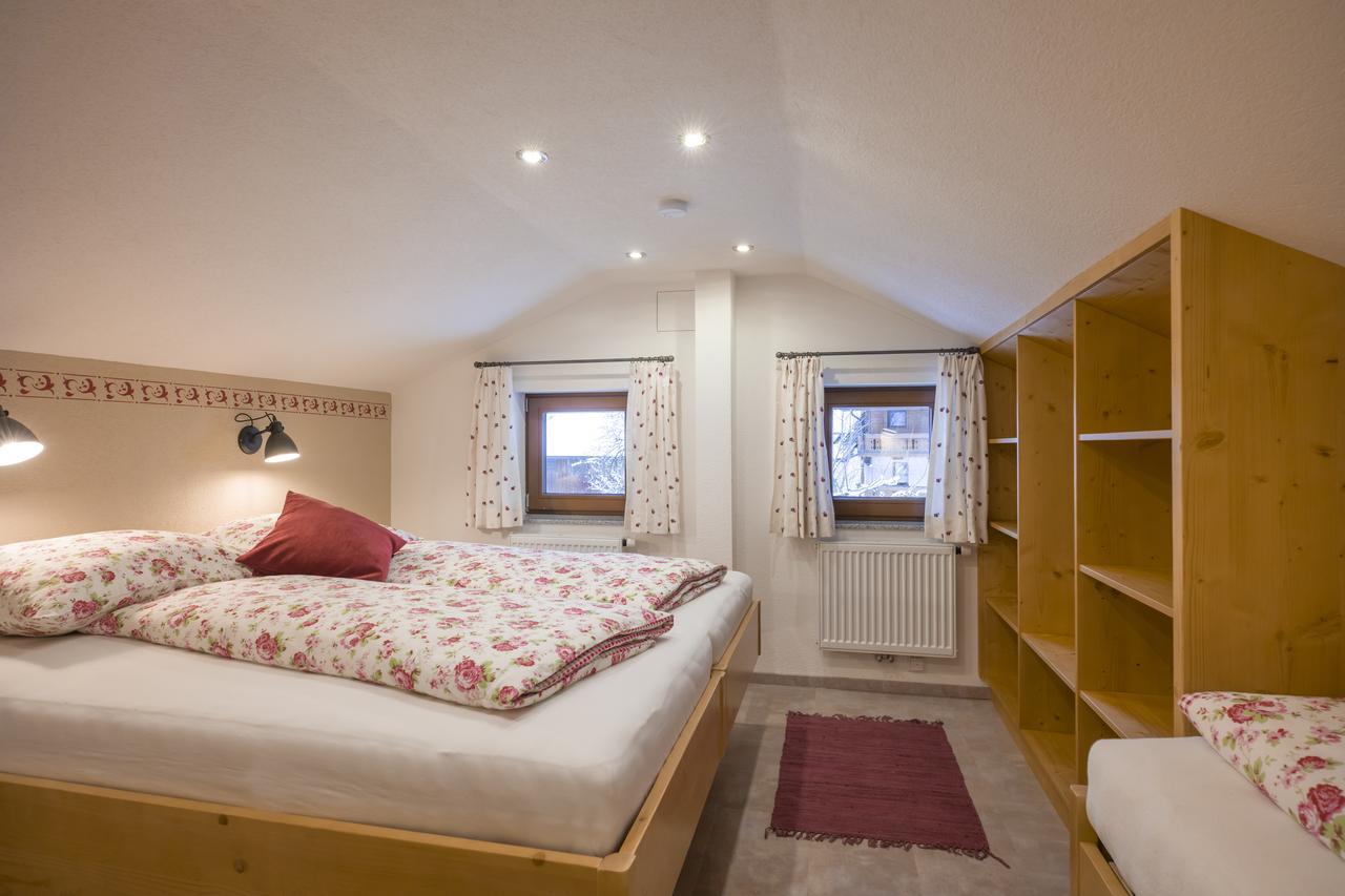 Ferienwohnung Hof Neuhaus Mayrhofen Exterior foto
