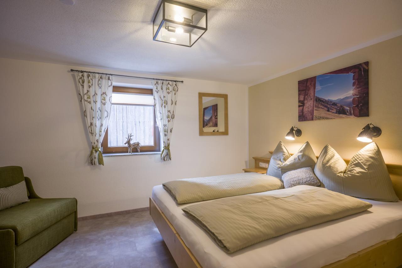 Ferienwohnung Hof Neuhaus Mayrhofen Exterior foto