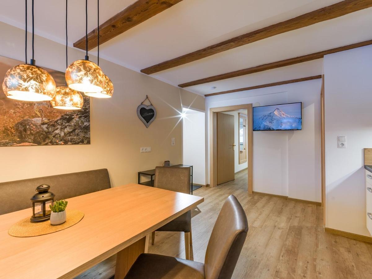 Ferienwohnung Hof Neuhaus Mayrhofen Exterior foto