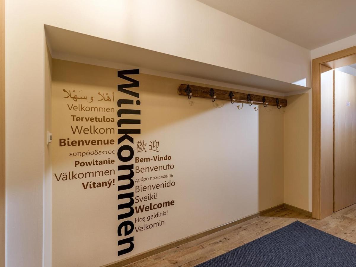 Ferienwohnung Hof Neuhaus Mayrhofen Exterior foto
